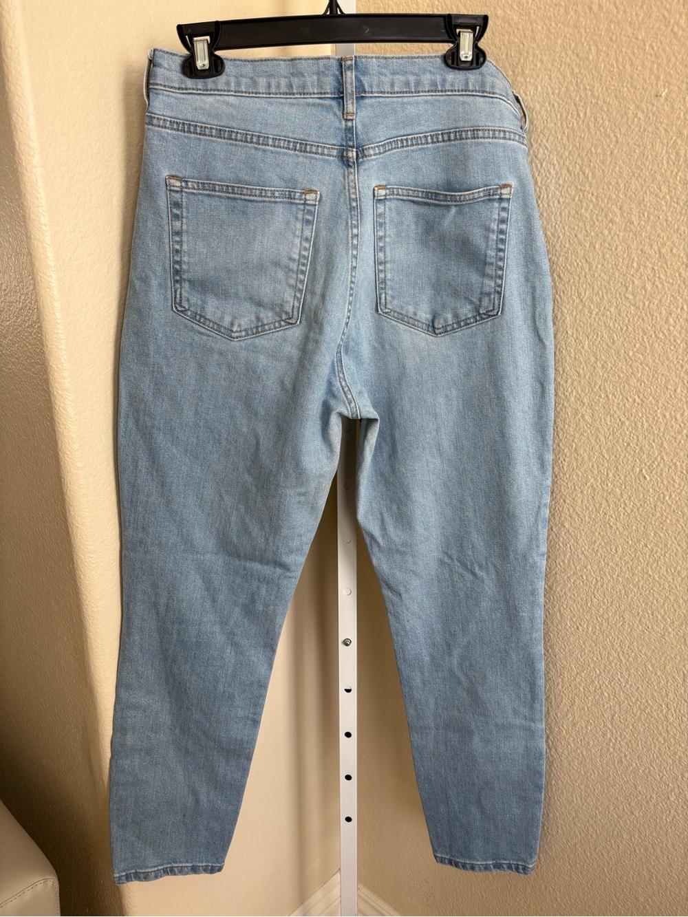 Everlane The Super-soft Relax Jeans in Weathered Blue - Size 31 (Regular) - Picture 7 of 8